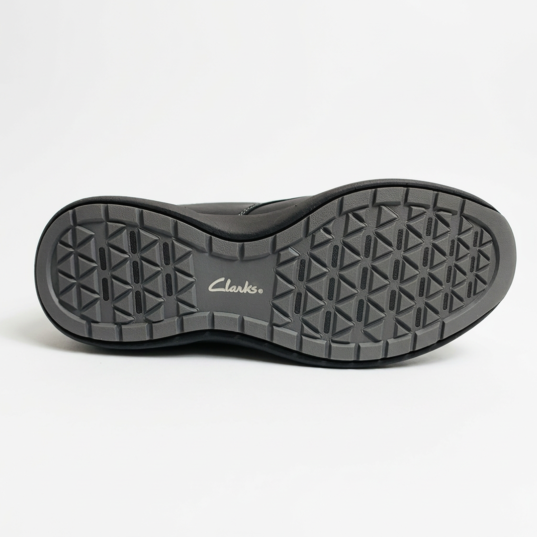 Clarks S - Black