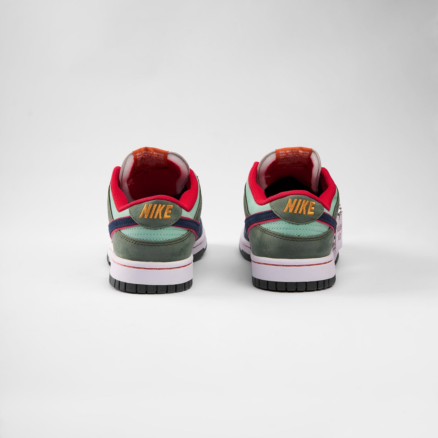 Nike Dunk Urban Olive