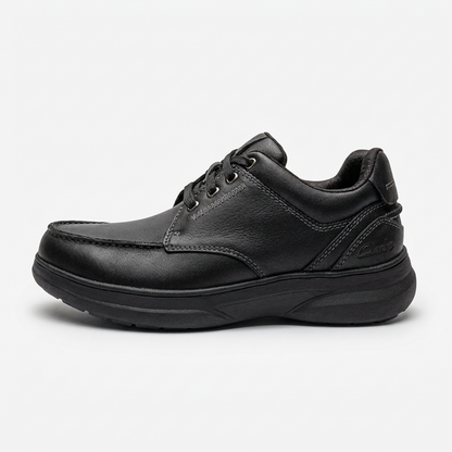 Clarks   S - Black