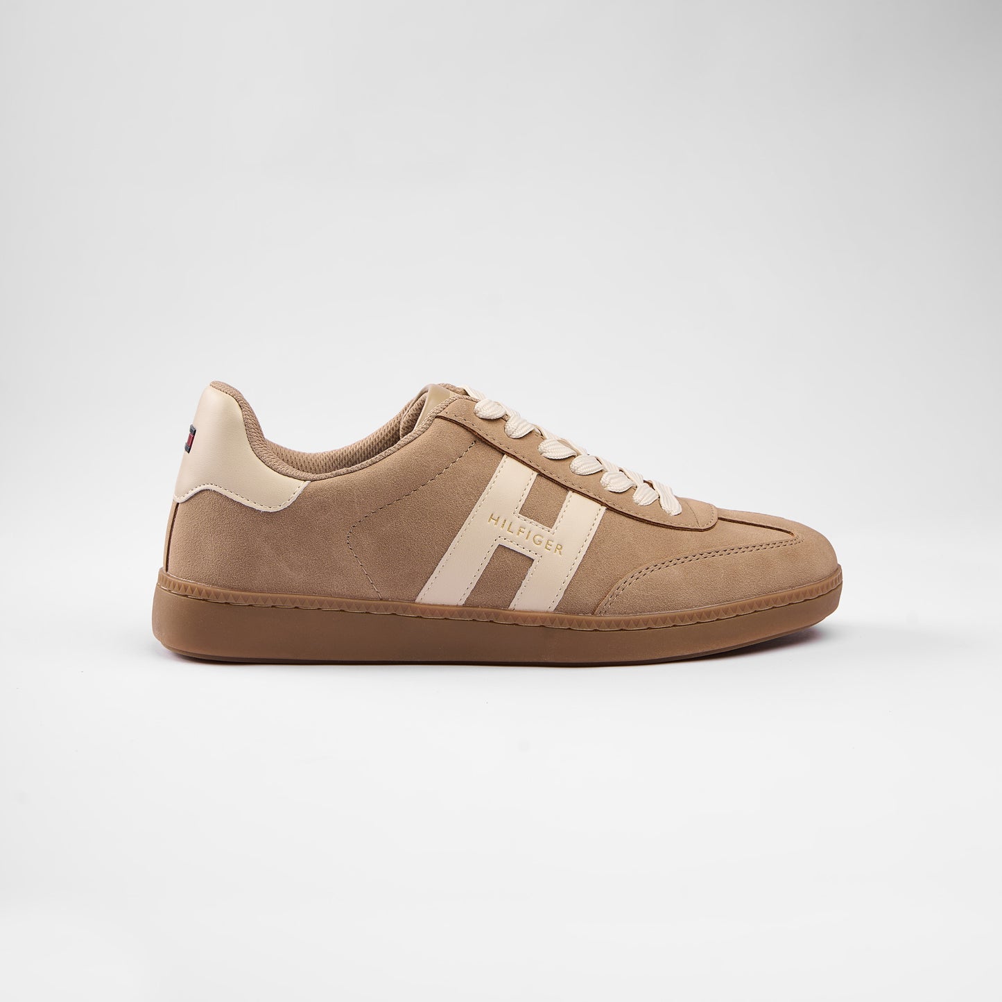 Tommy Sand Luxe