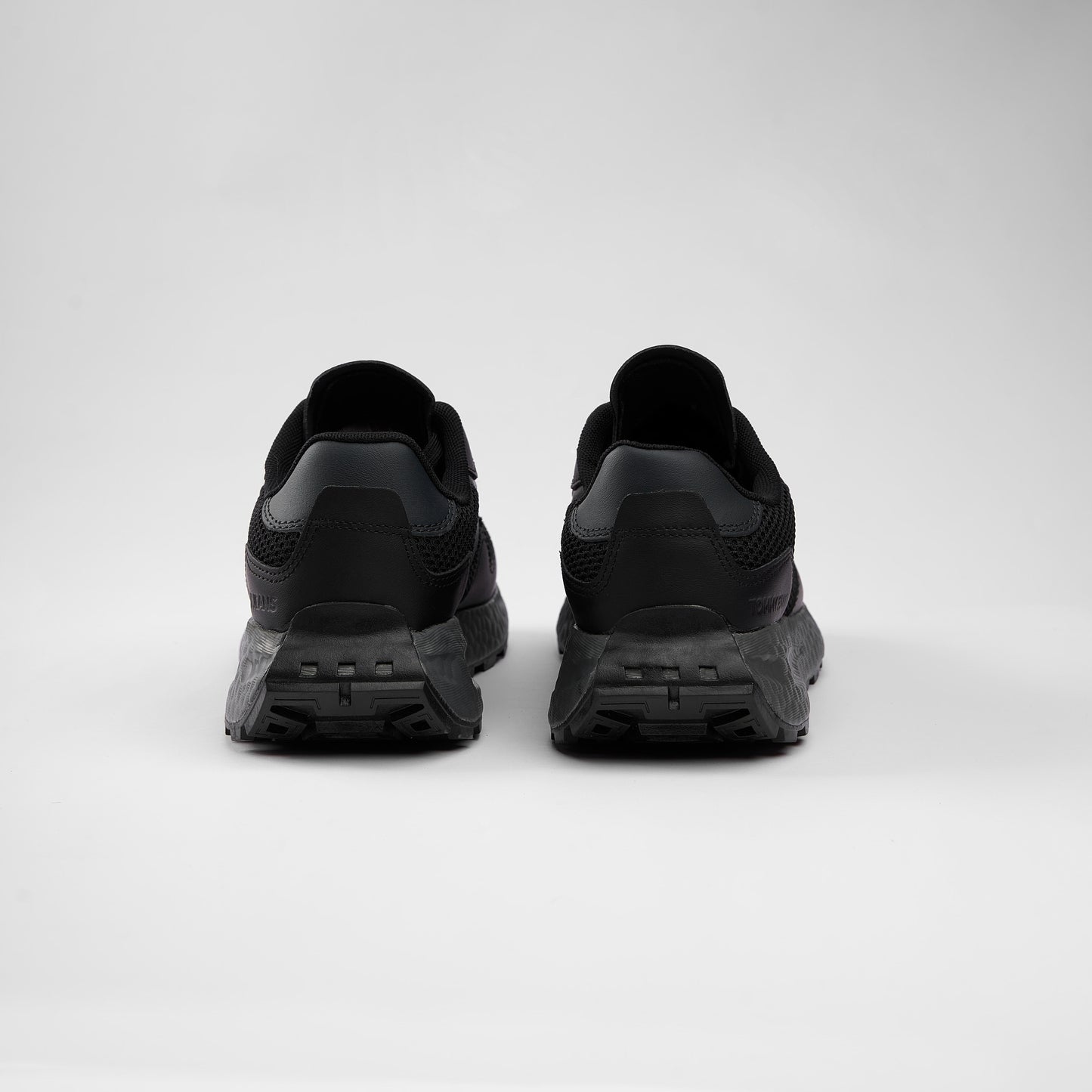 Tommy Phantom Black