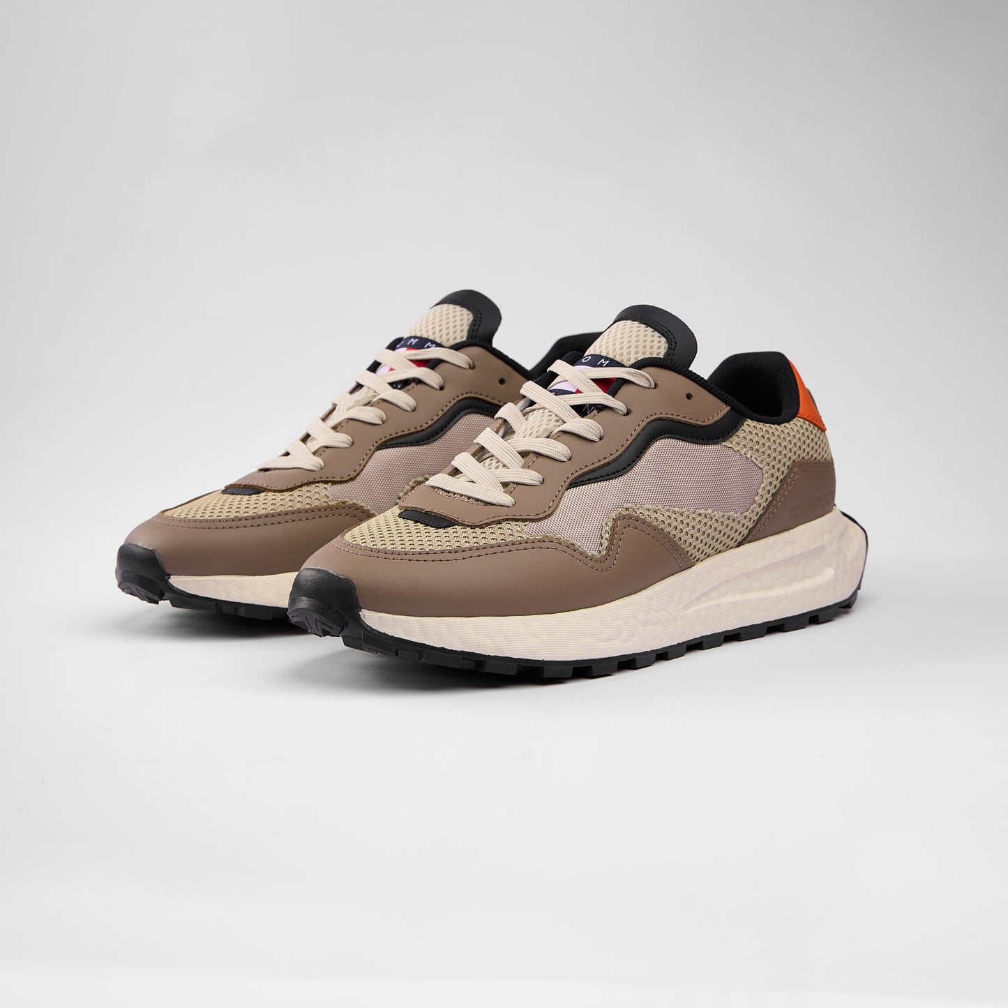 Tommy Desert Runner