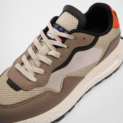 Tommy Desert Runner