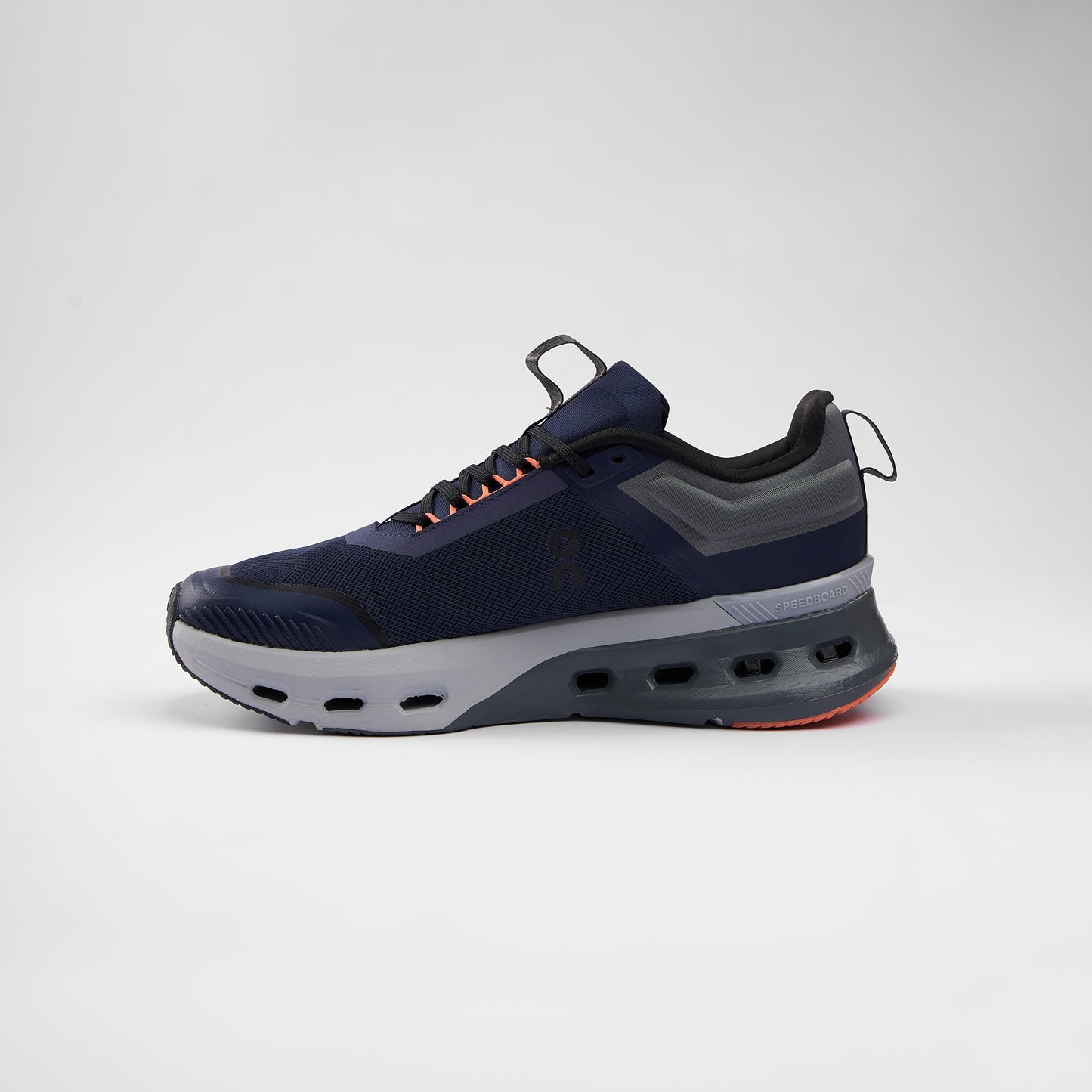 On Cloudrunner Midnight