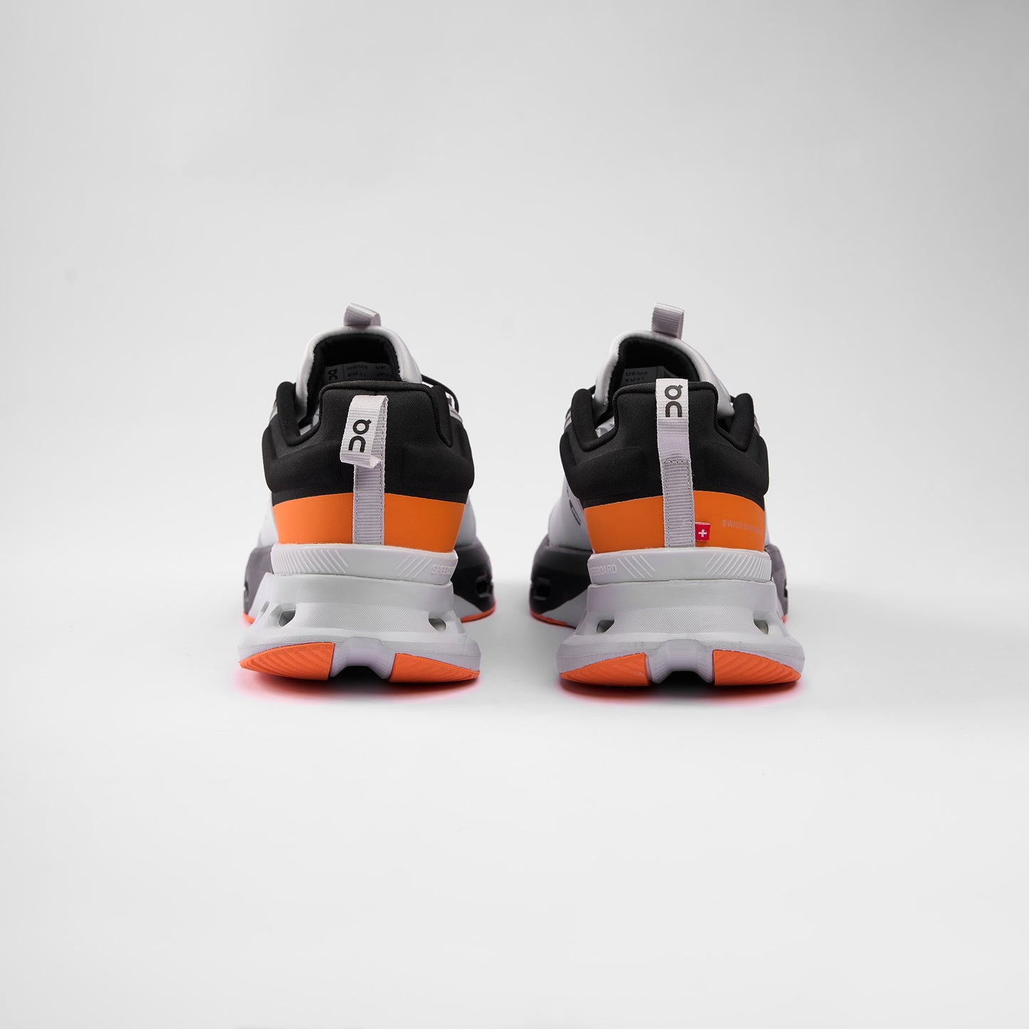 Cloudrunner Neon Flow
