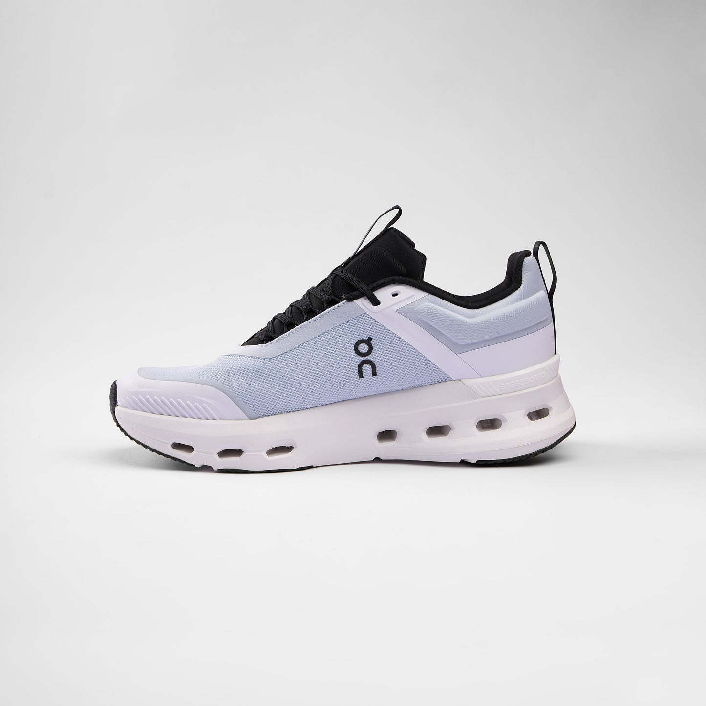 On Cloudrunner White Black