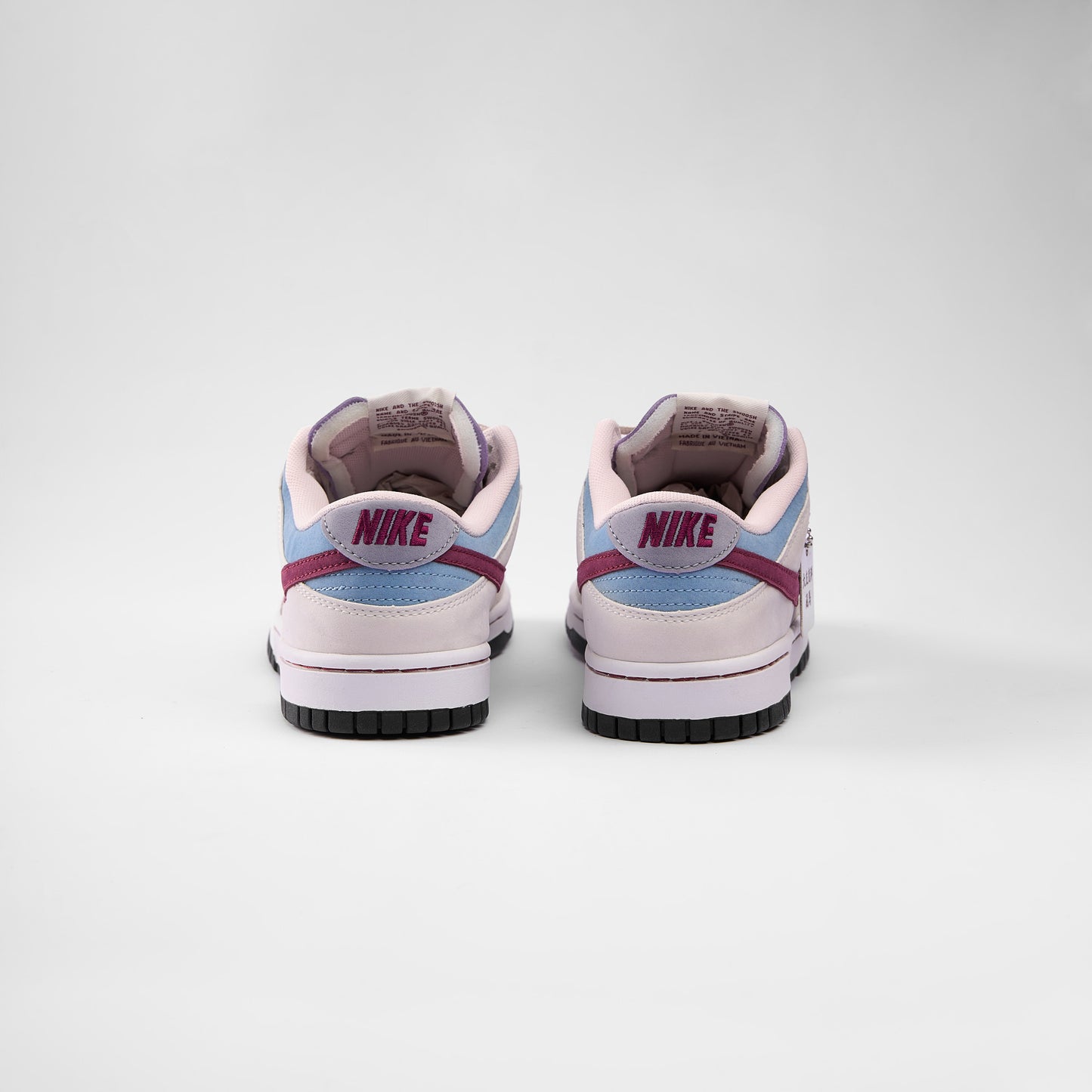 Dunk Low Vintage Berry