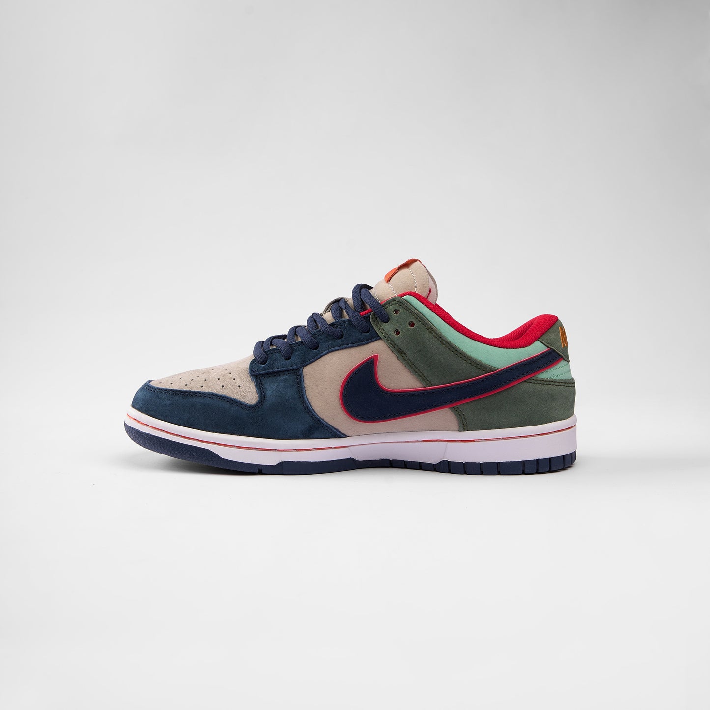 Nike Dunk Urban Olive