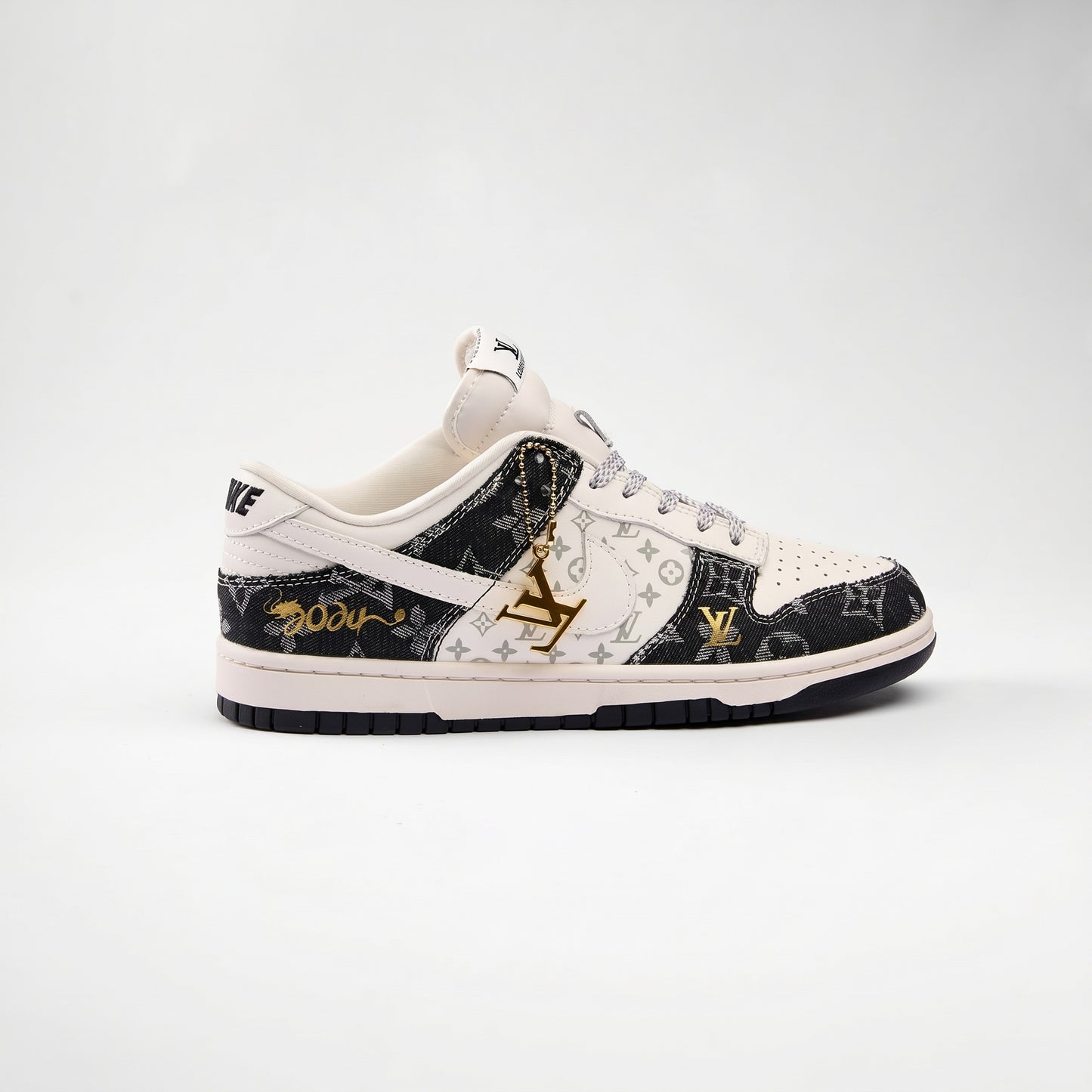 Dunk Low LV Monogram