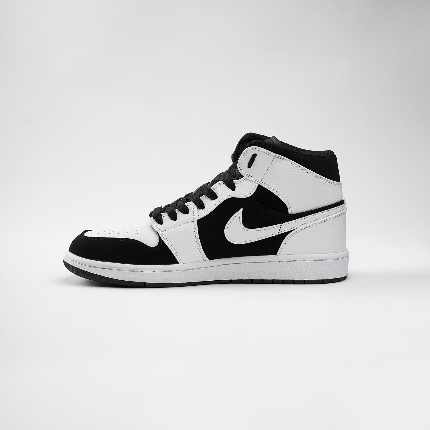 Jordan 1 Mid Panda
