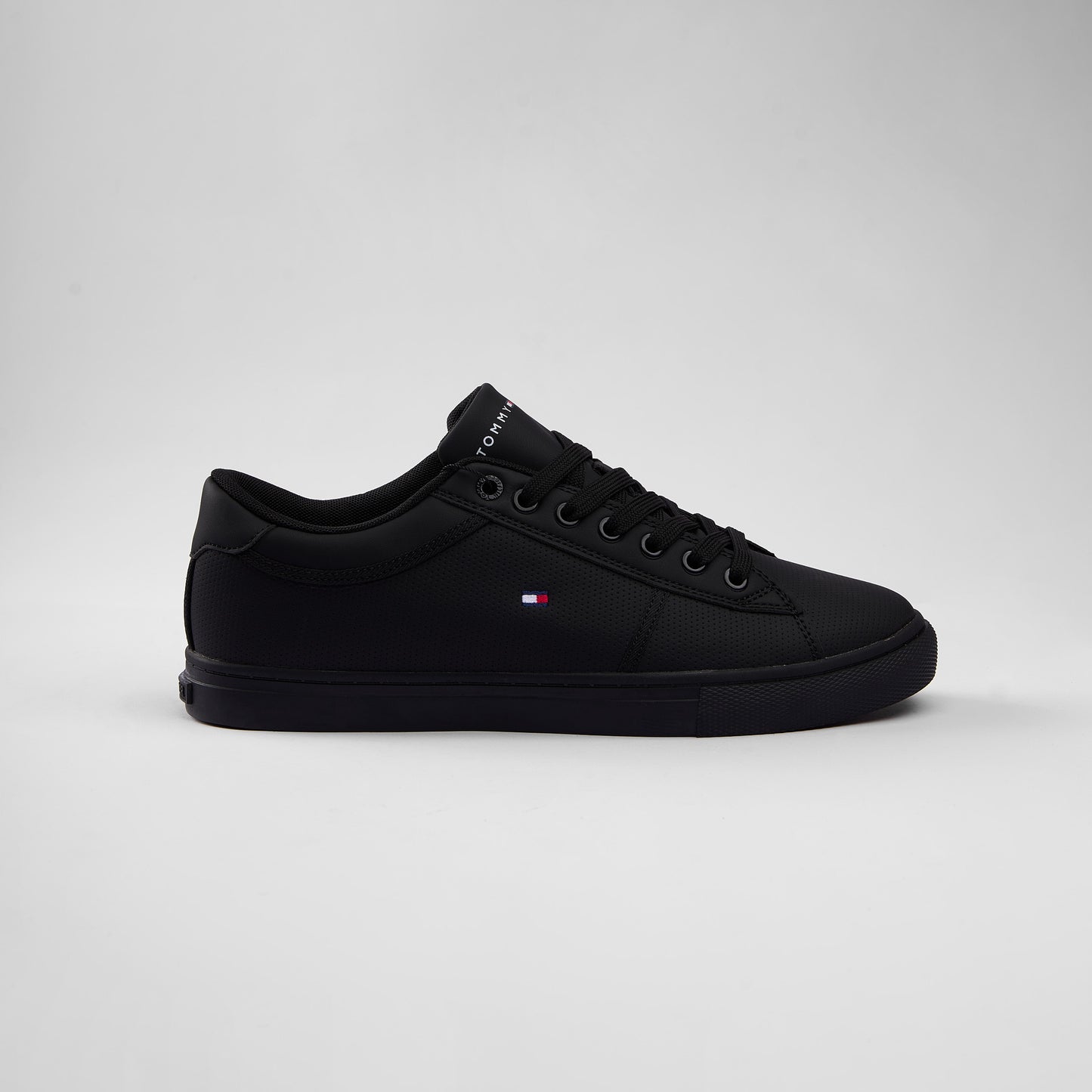 Tommy Shadow Black