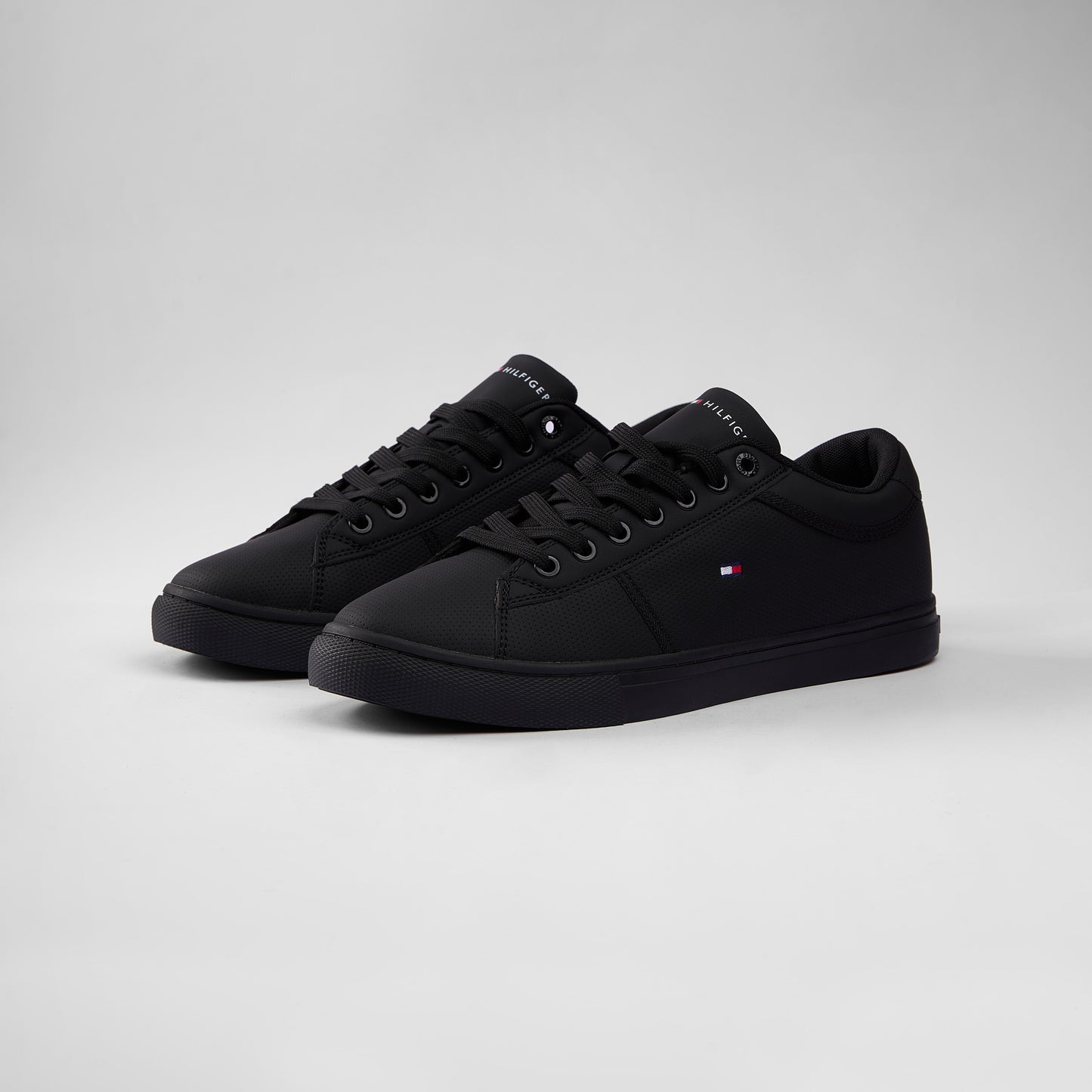 Tommy Shadow Black