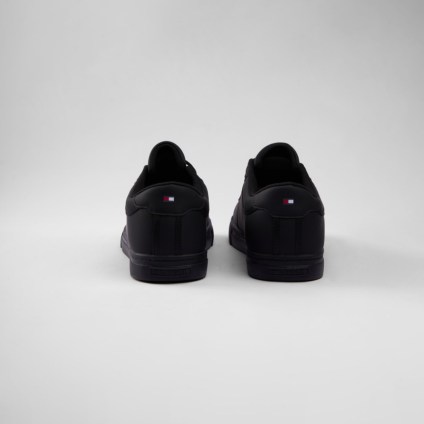 Tommy Shadow Black